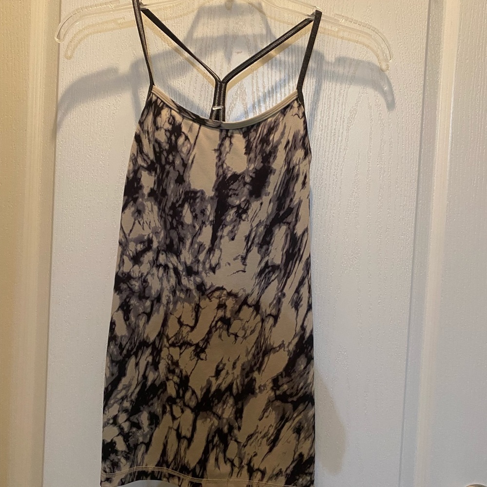 Black and beige Tye dye Power Y tank